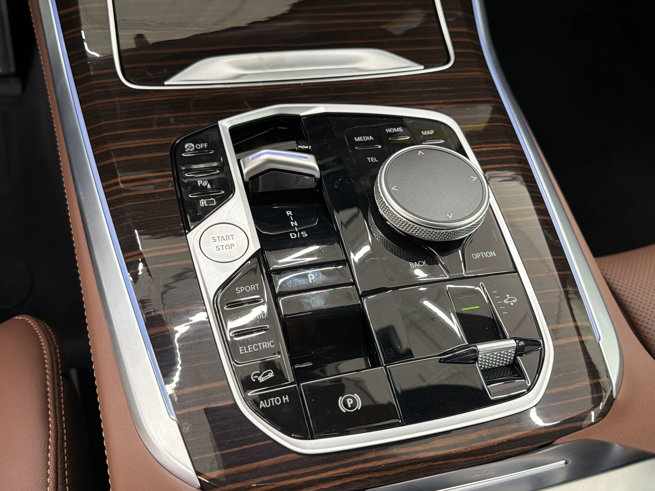 New 2026 BMW X5 xDrive50e AWD/4WD image 17