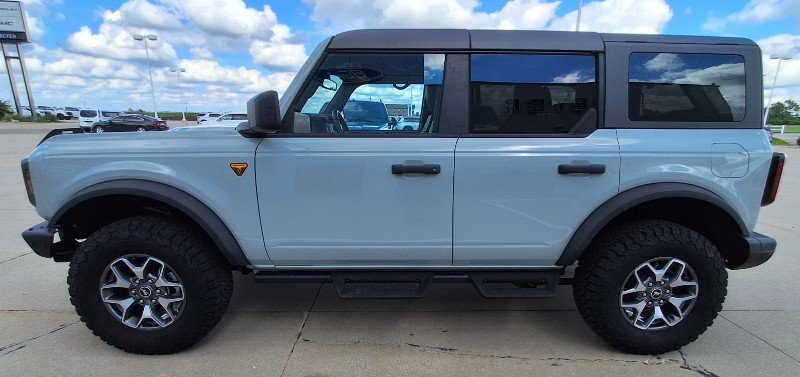 Used 2024 Ford Bronco Badlands AWD/4WD image 5