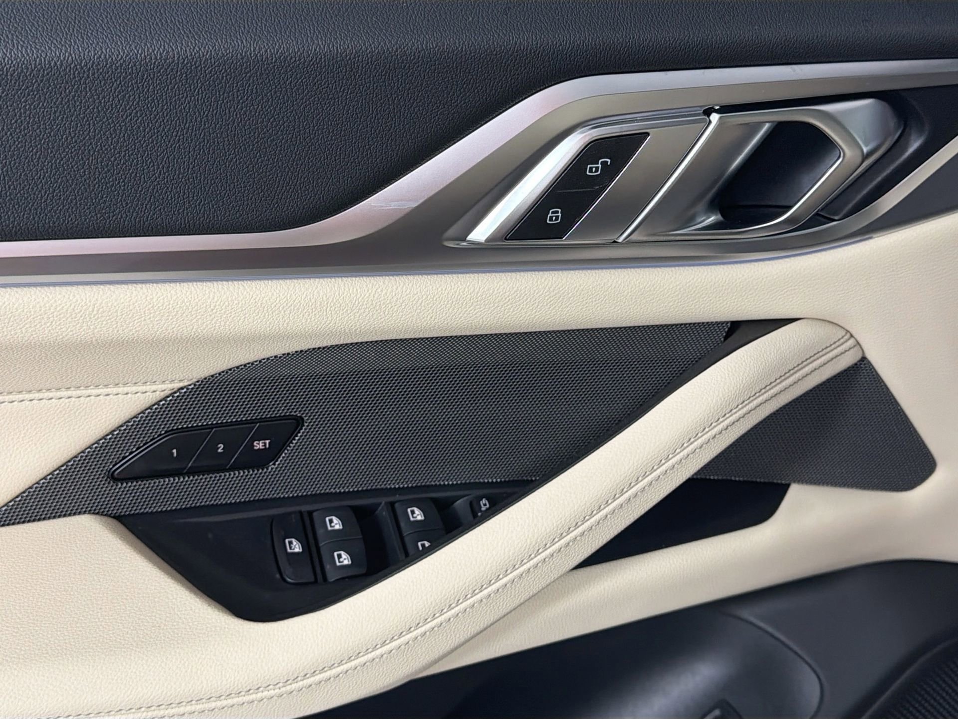 New 2026 BMW i4 xDrive40i w/ Premium Package image 17