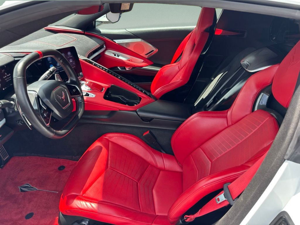 Used 2022 Chevrolet Corvette Stingray Preferred Cpe w/ Engine Appearance Package RWD image 10