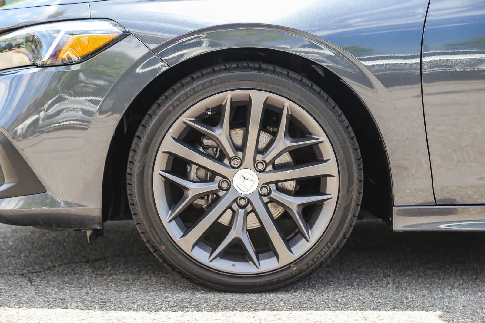 Used 2022 Honda Civic Touring image 8