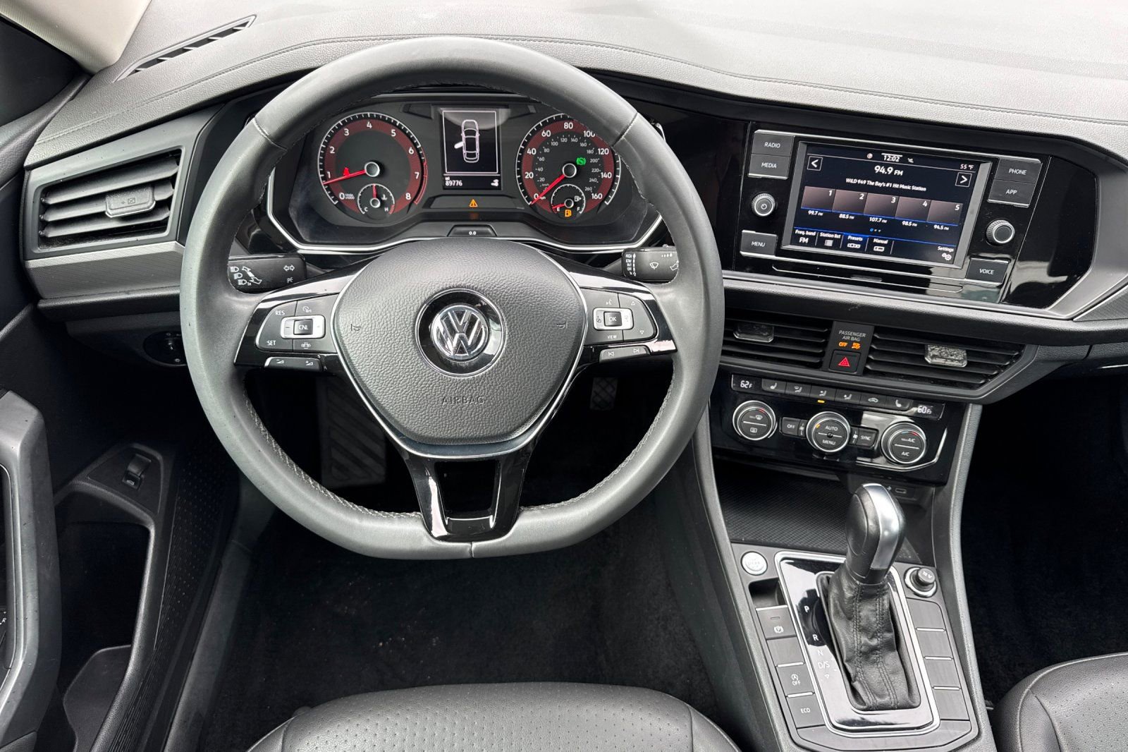 Used 2020 Volkswagen Jetta SE image 15