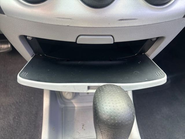 Used 2009 Hyundai Elantra GLS image 23