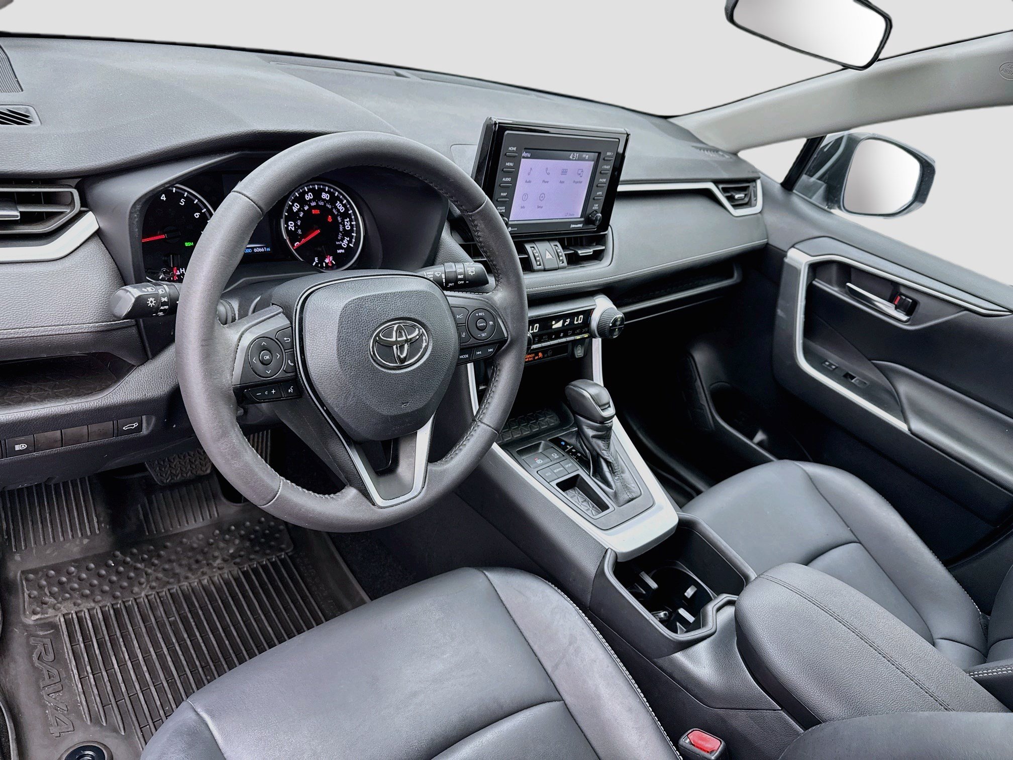 Used 2022 Toyota RAV4 XLE Premium FWD image 7