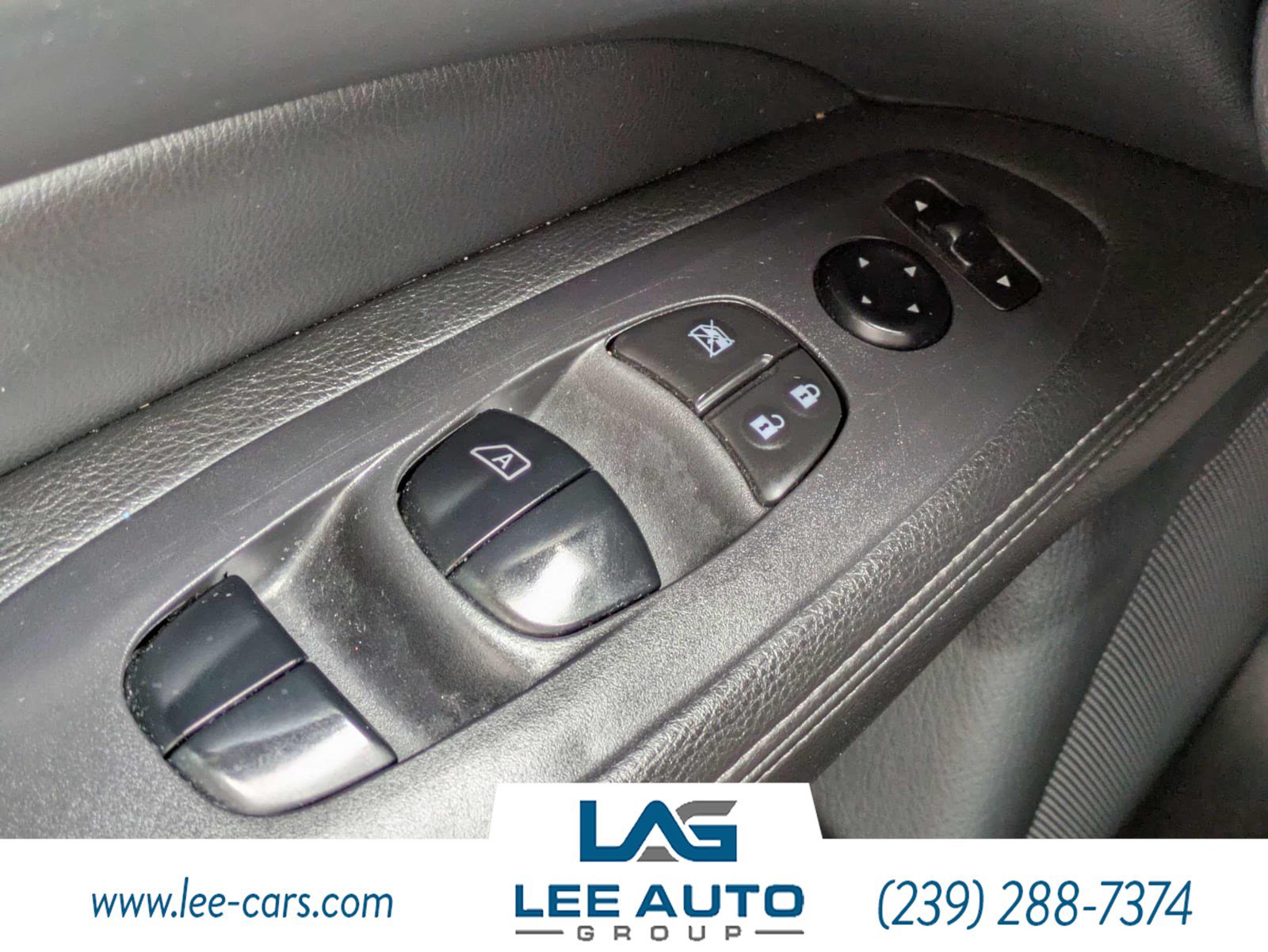 Used 2020 Nissan Pathfinder S FWD image 18