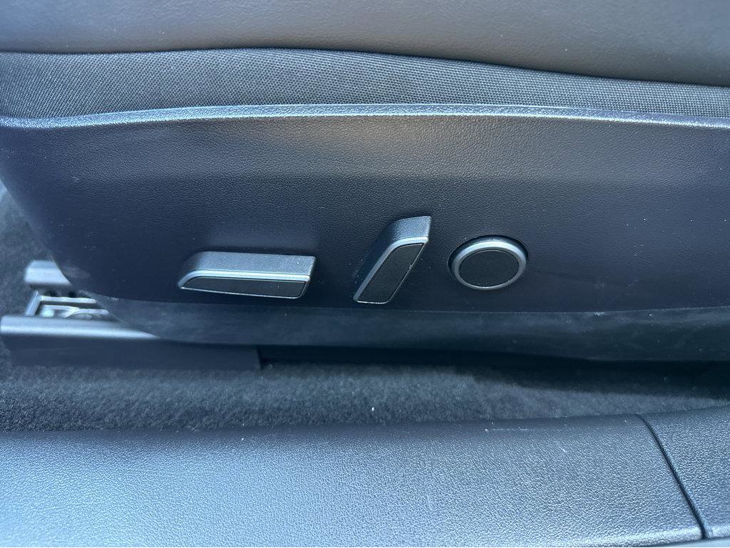 Used 2021 Tesla Model 3 Standard Range Plus image 29