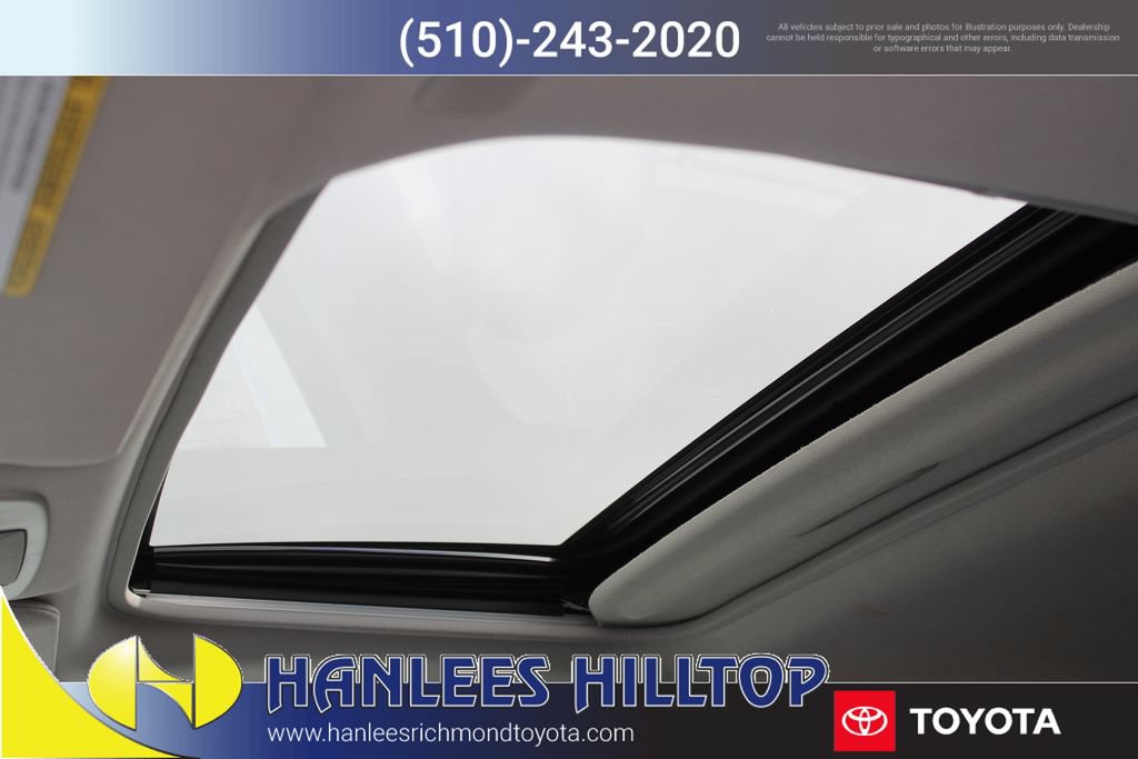 Used 2021 Toyota Sienna LE w/ LE Plus Package FWD image 16