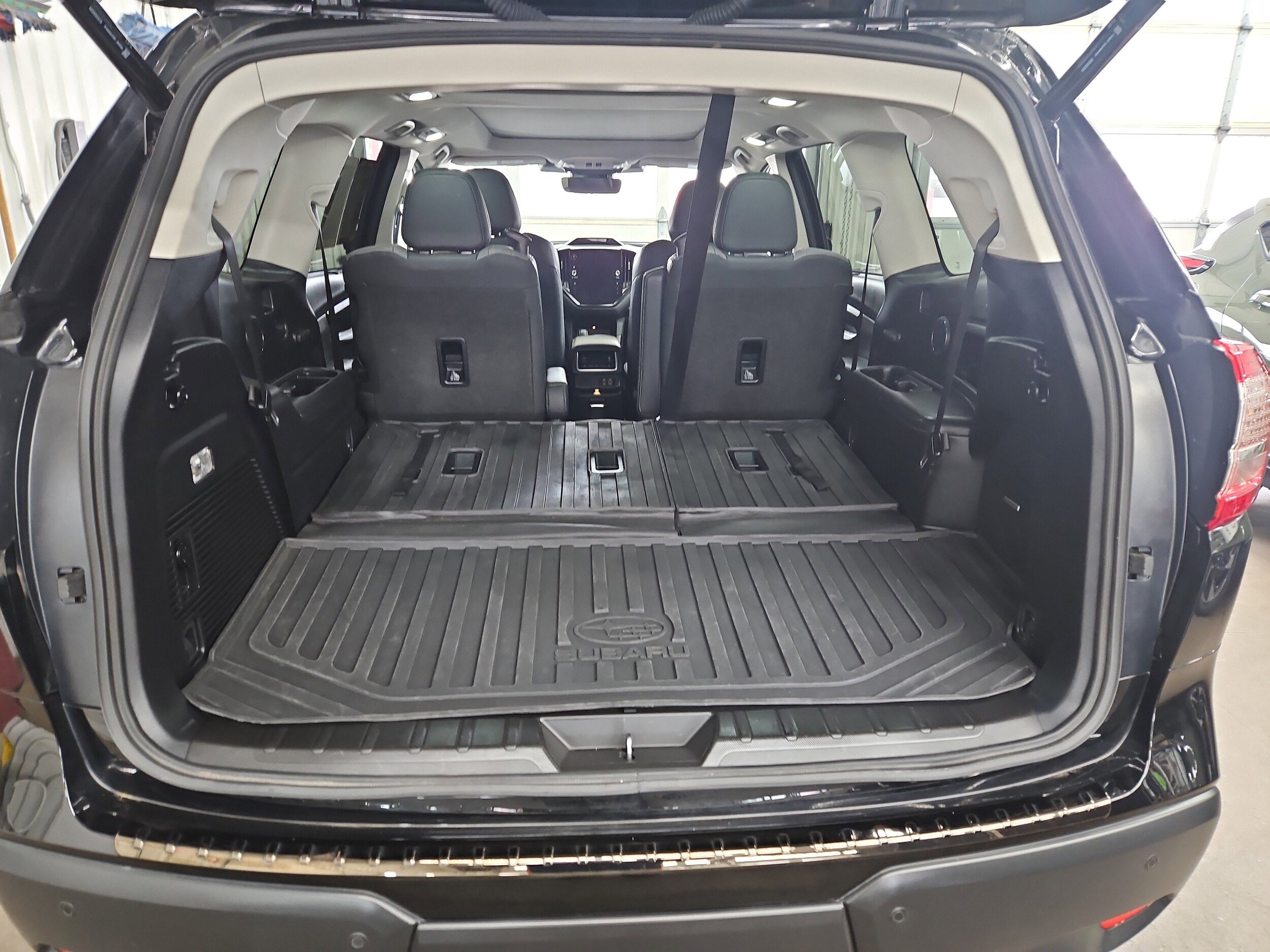 Used 2024 Subaru Ascent Onyx Edition Limited AWD/4WD image 15