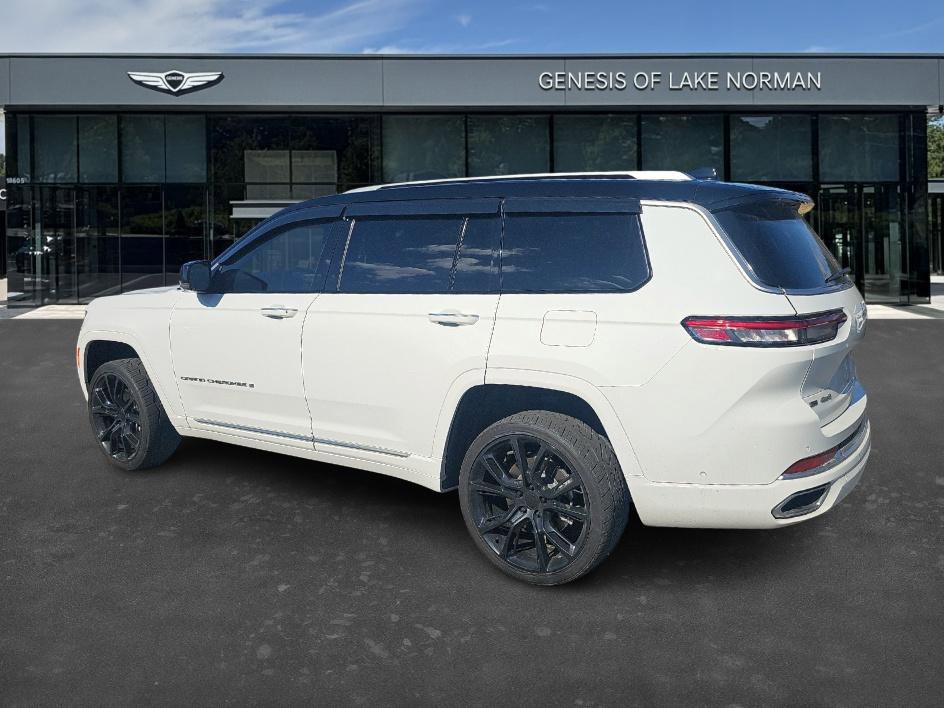 Used 2023 Jeep Grand Cherokee L Summit w/ Luxury Tech Group V image 6