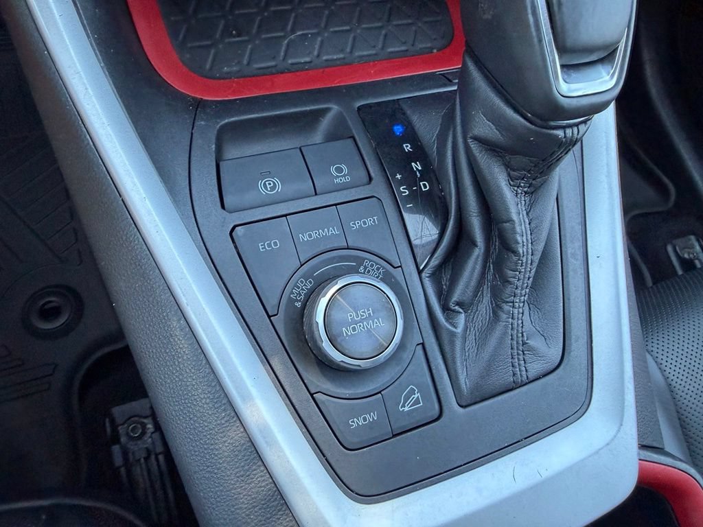 Used 2022 Toyota RAV4 TRD Off-Road w/ TRD Off-Road Weather Package AWD/4WD image 25