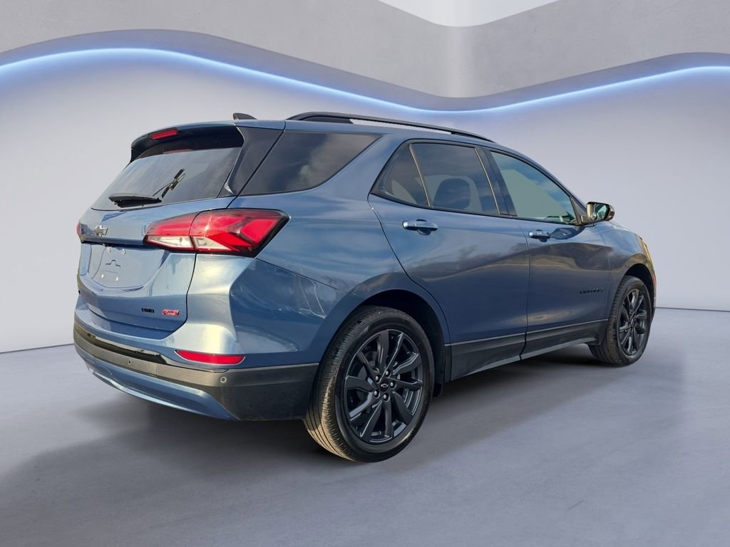 Used 2024 Chevrolet Equinox RS w/ RS Leather Package image 5