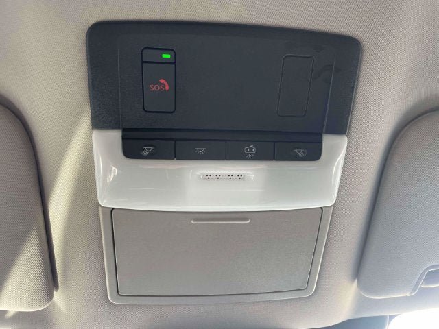 Used 2025 Nissan Pathfinder SL AWD/4WD image 31
