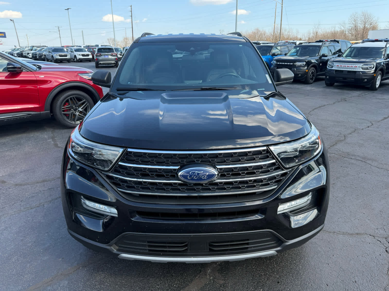 Used 2020 Ford Explorer XLT w/ Equipment Group 202A image 22