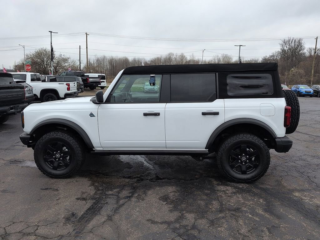 Used 2024 Ford Bronco Black Diamond image 4
