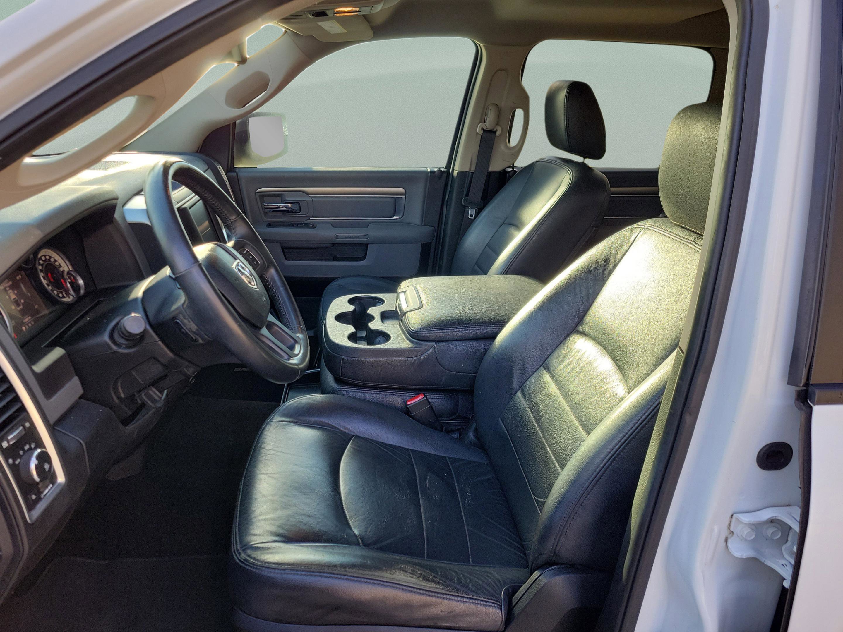 Used 2016 RAM 1500 Big Horn image 26