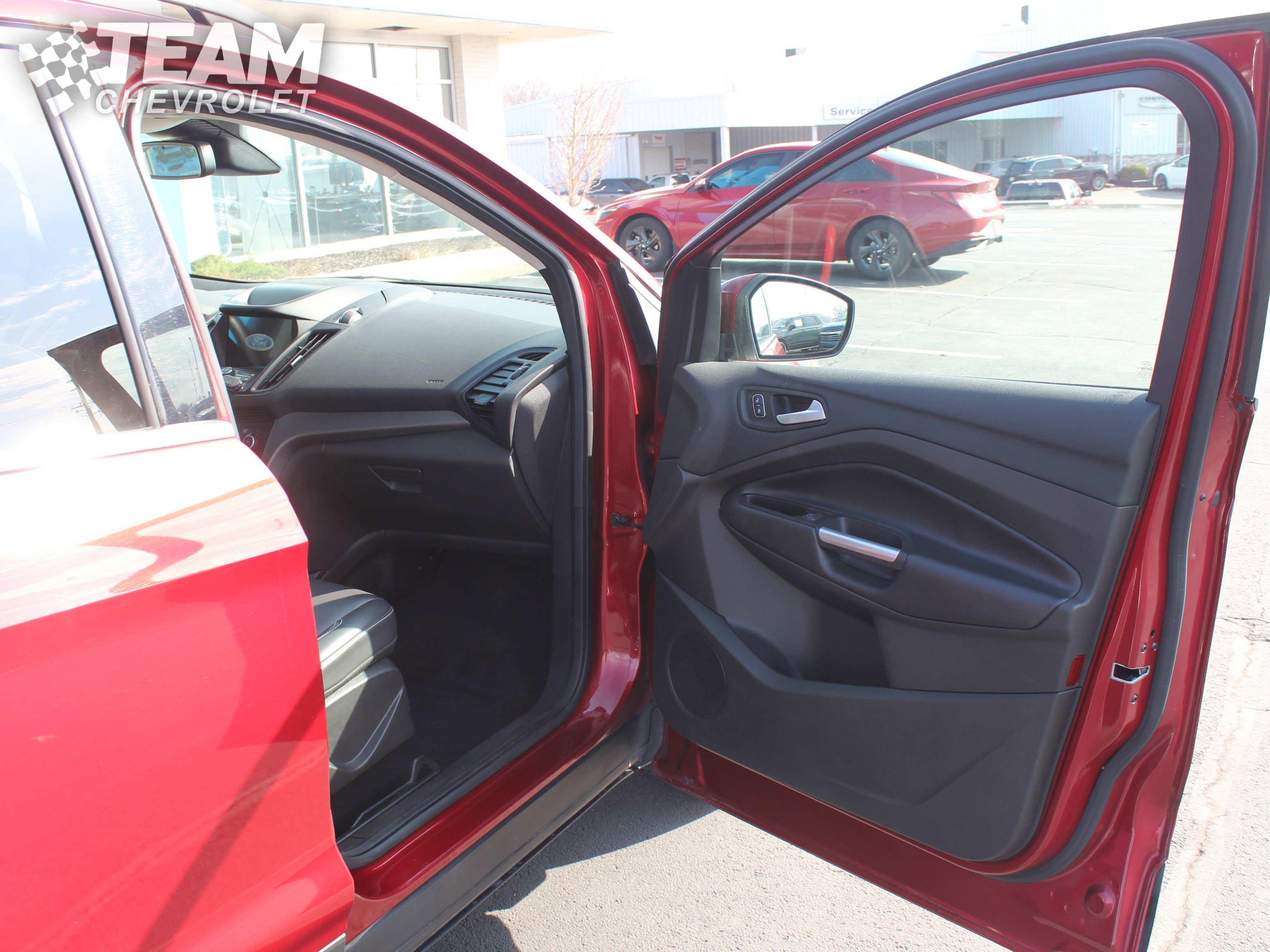 Used 2019 Ford Escape SEL image 26