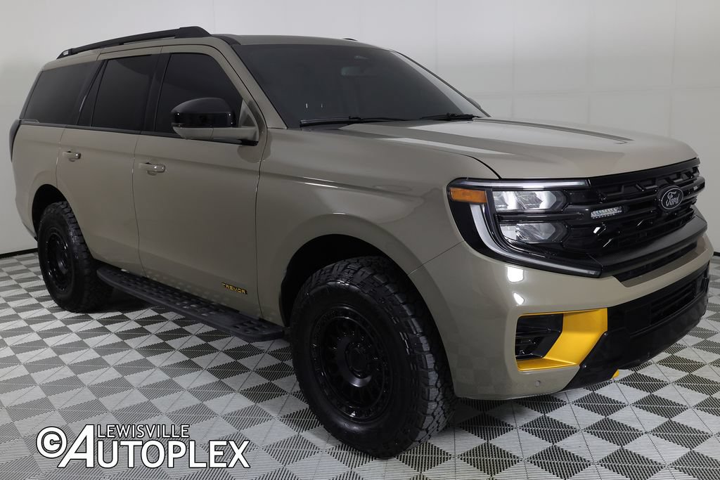Used 2026 Ford Expedition Tremor AWD/4WD image 3