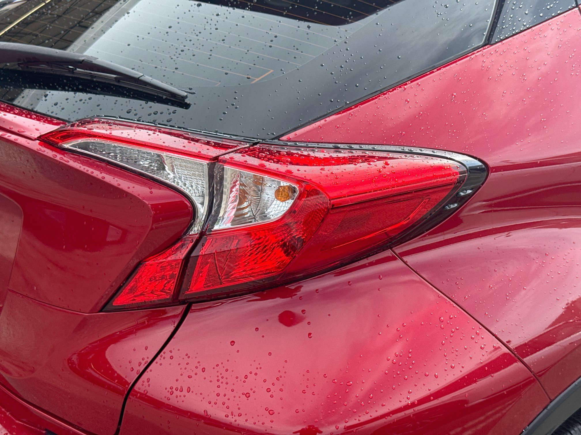 Used 2021 Toyota C-HR XLE FWD image 24