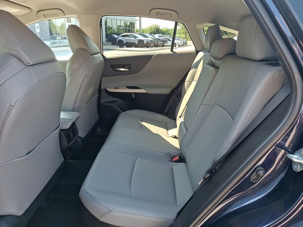 Used 2023 Toyota Venza Limited AWD/4WD image 10