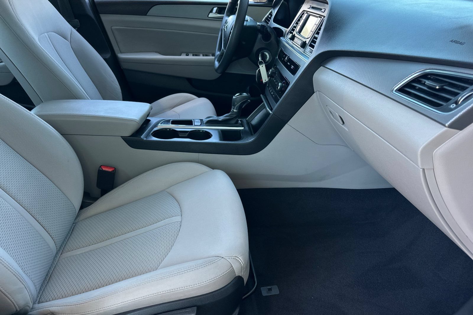 Used 2015 Hyundai Sonata SE w/ Option Group 02 FWD image 15