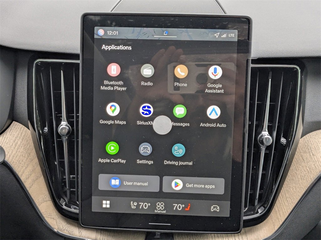 New 2026 Volvo XC60 B5 Core image 18