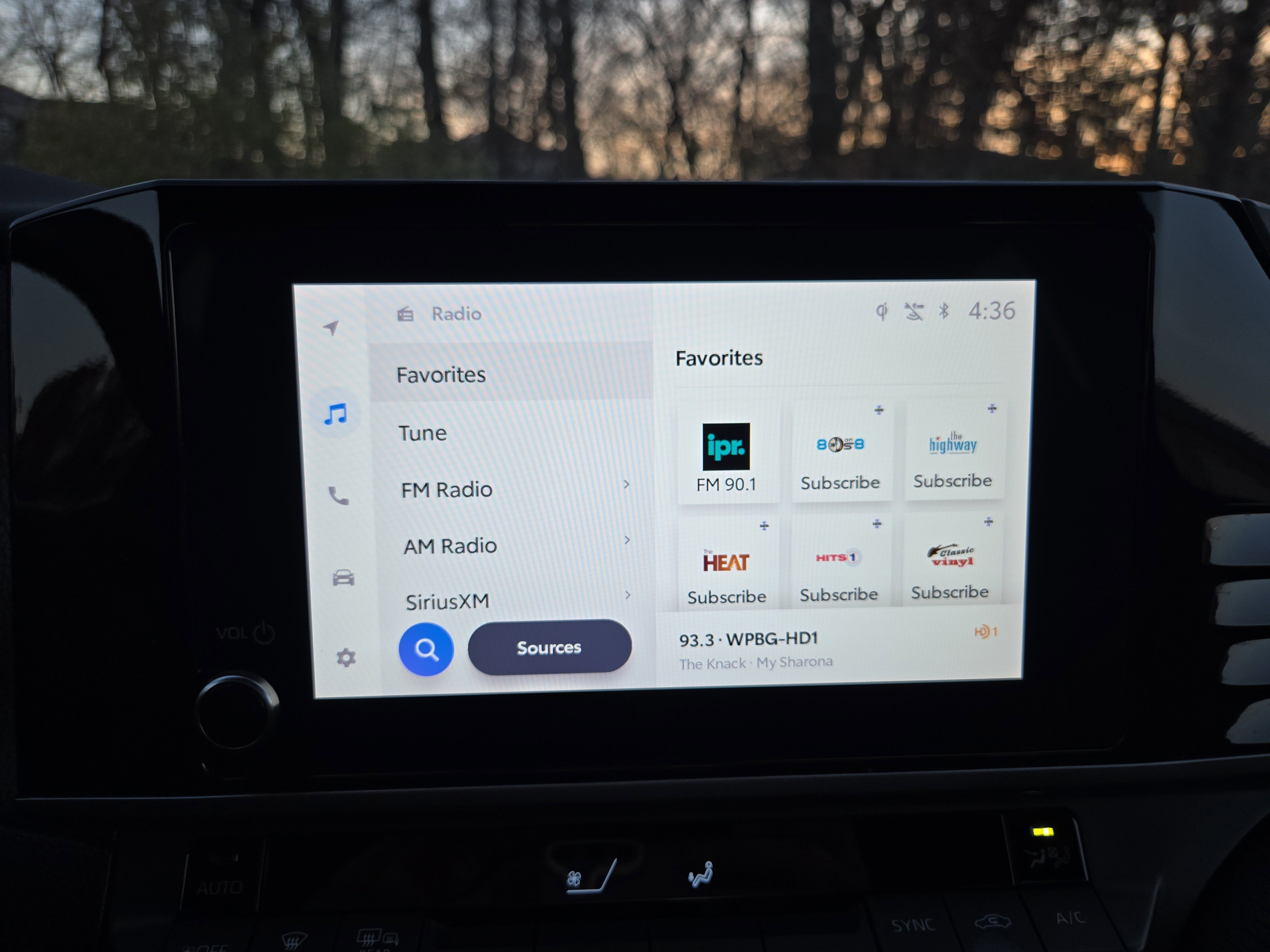 Used 2025 Toyota Camry LE image 18