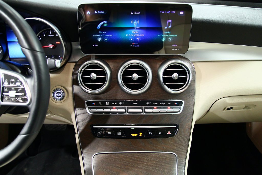 Used 2020 Mercedes-Benz GLC 300 4MATIC image 20