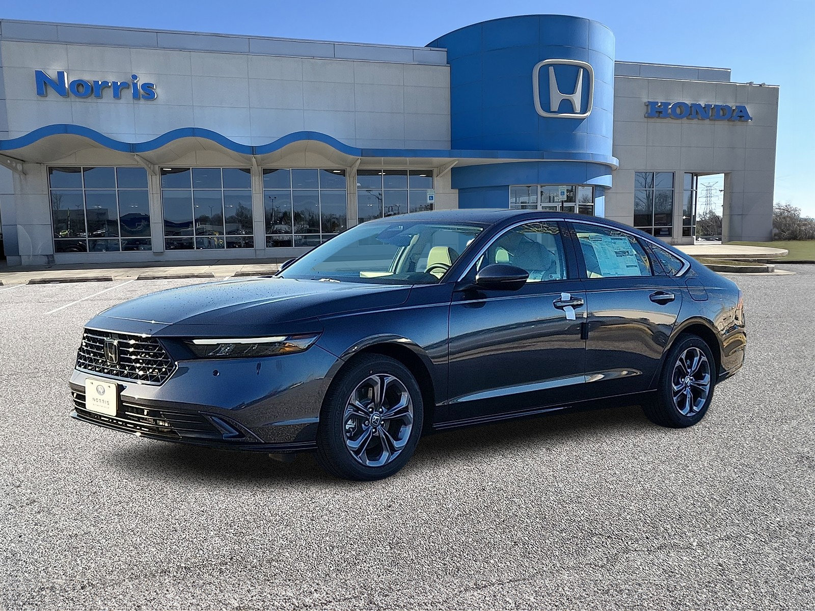 New 2025 Honda Accord EX-L image 2