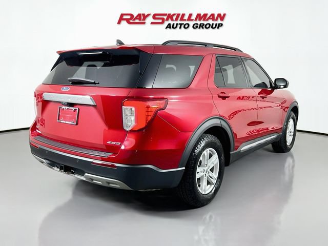 Used 2022 Ford Explorer XLT w/ Equipment Group 202A AWD/4WD image 7