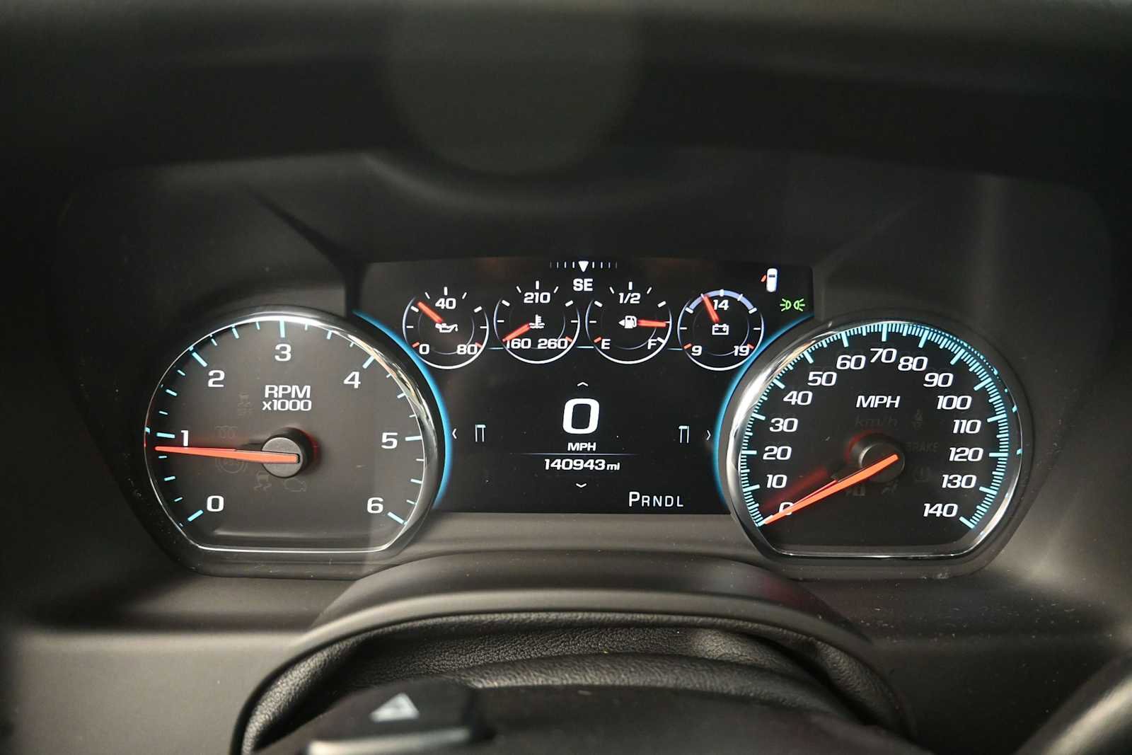 Used 2017 Chevrolet Suburban Premier AWD/4WD image 13