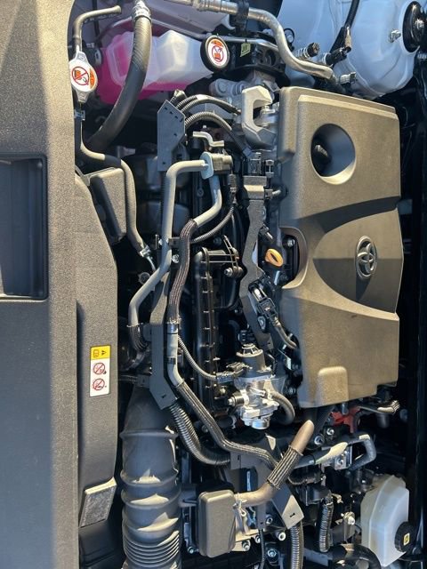 Used 2025 Toyota Camry LE image 31