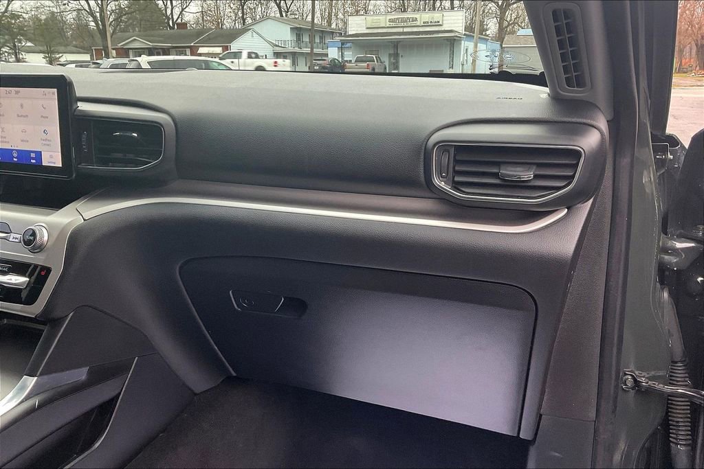 Used 2022 Ford Explorer XLT w/ Equipment Group 202A image 15