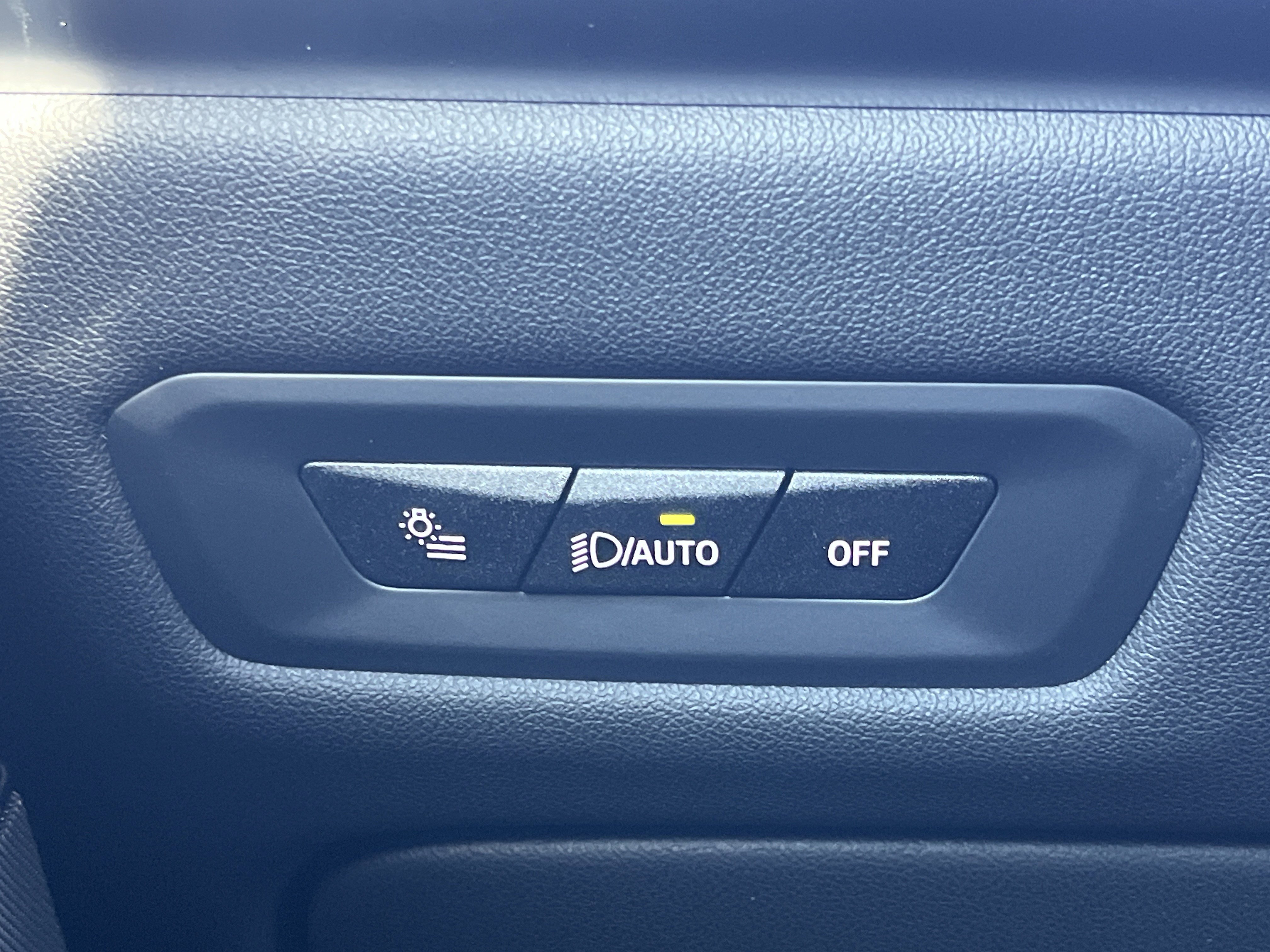 New 2026 BMW X5 xDrive50e w/ Climate Comfort Package AWD/4WD image 14