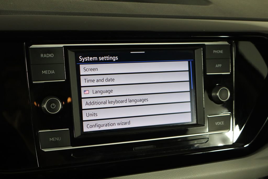 Used 2022 Volkswagen Taos S image 32