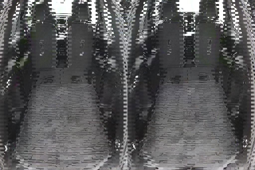 Used 2025 Jeep Grand Cherokee L Laredo image 28