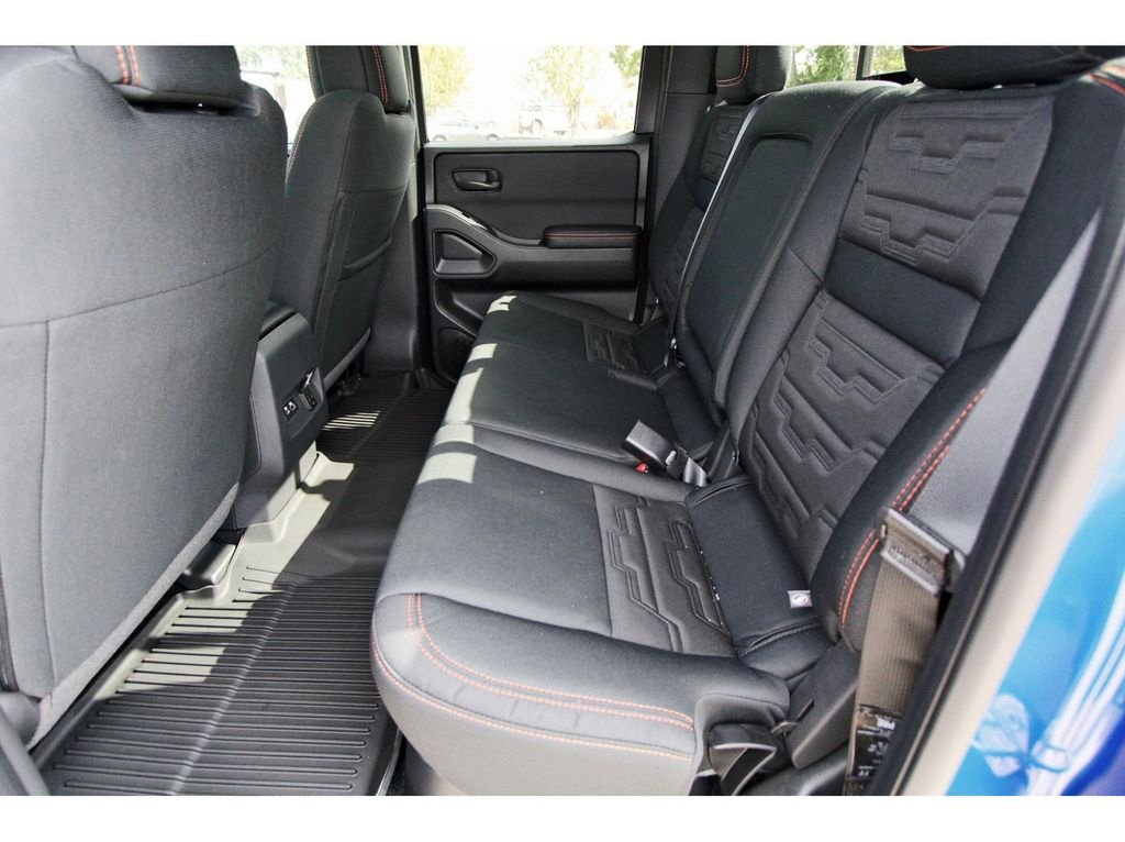 New 2026 Nissan Frontier PRO-4X w/ Pro-4x Convenience Package image 7