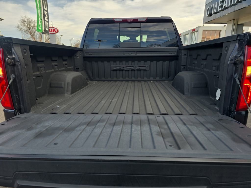 Used 2023 Chevrolet Silverado 1500 ZR2 w/ Technology Package image 18