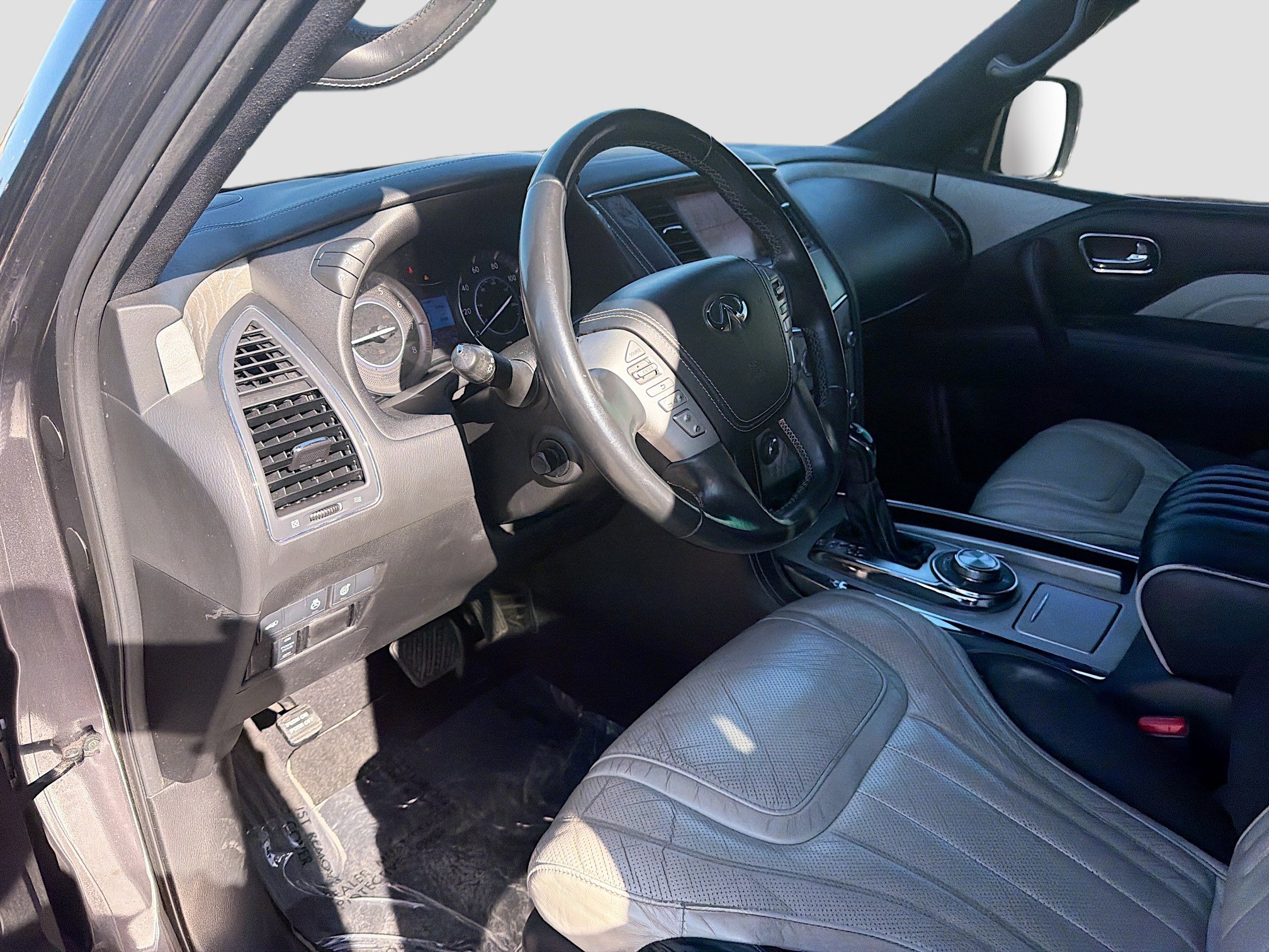 Used 2019 INFINITI QX80 Limited image 27