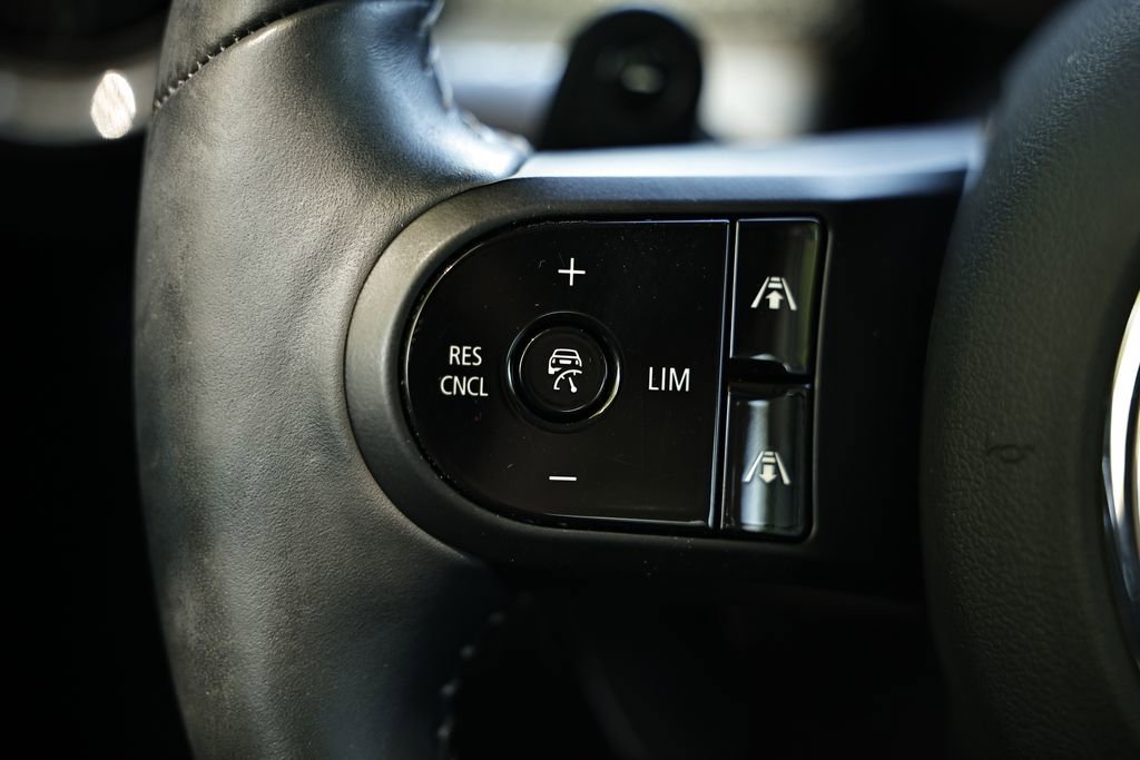 Used 2024 MINI Cooper S image 30