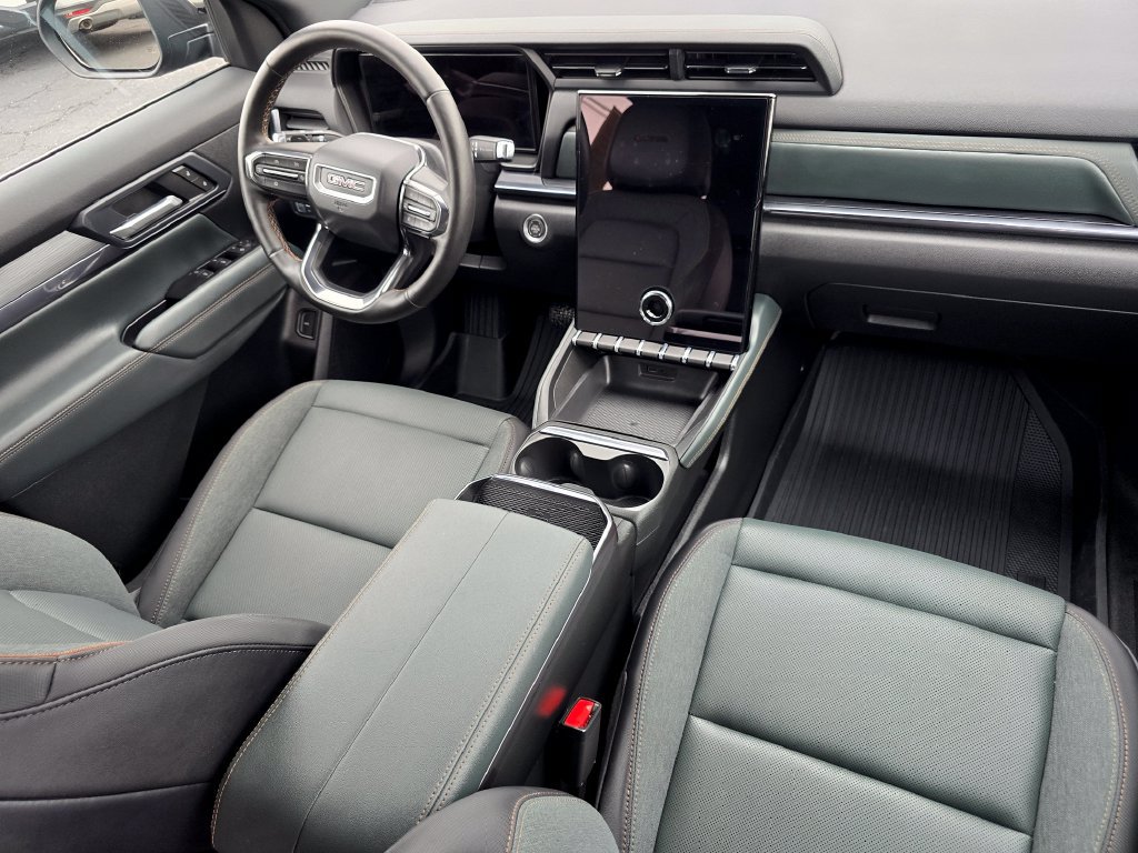 Used 2026 GMC Terrain AT4 AWD/4WD image 15