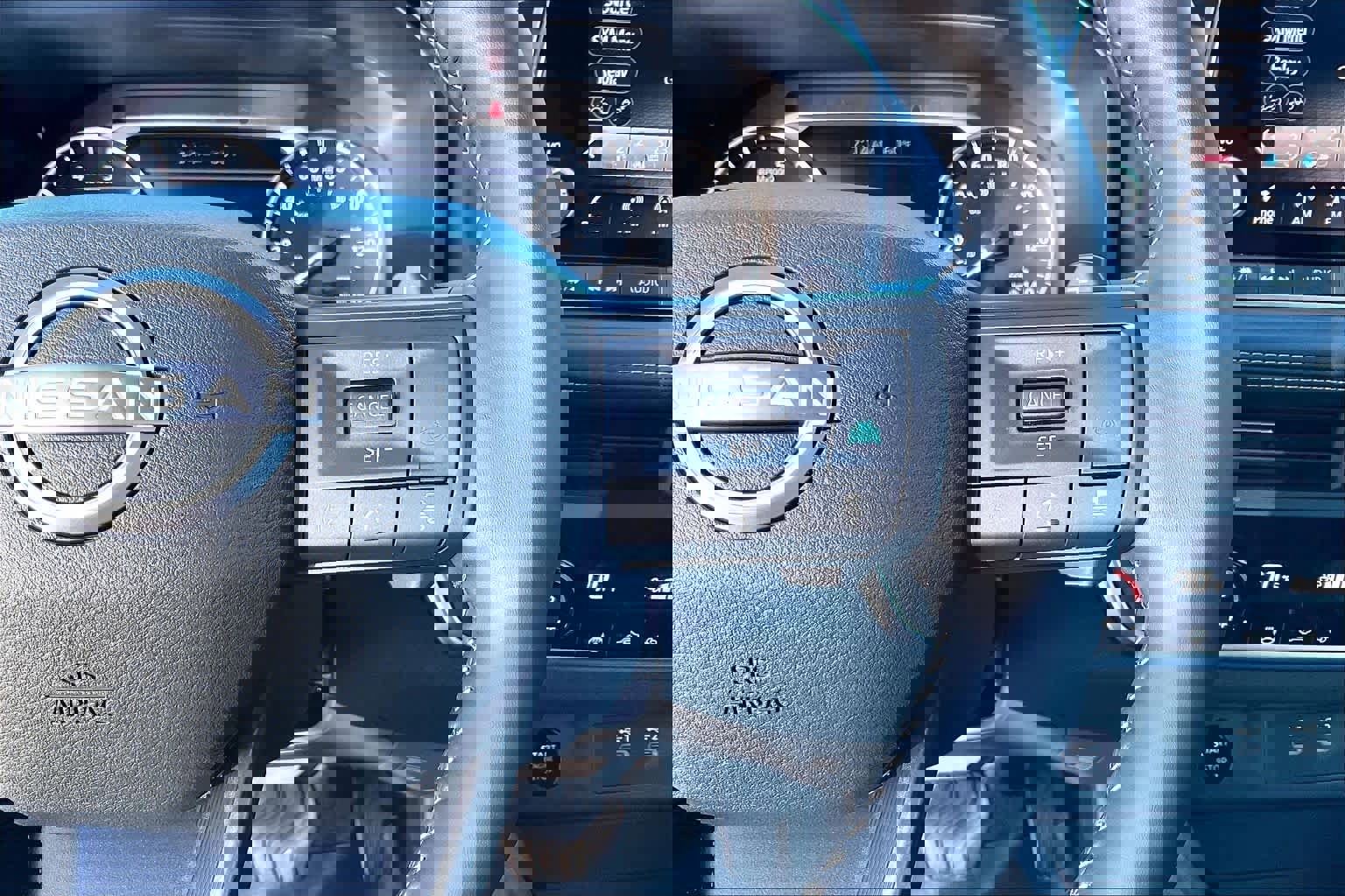 Used 2026 Nissan Rogue SV w/ SV Premium Package image 19