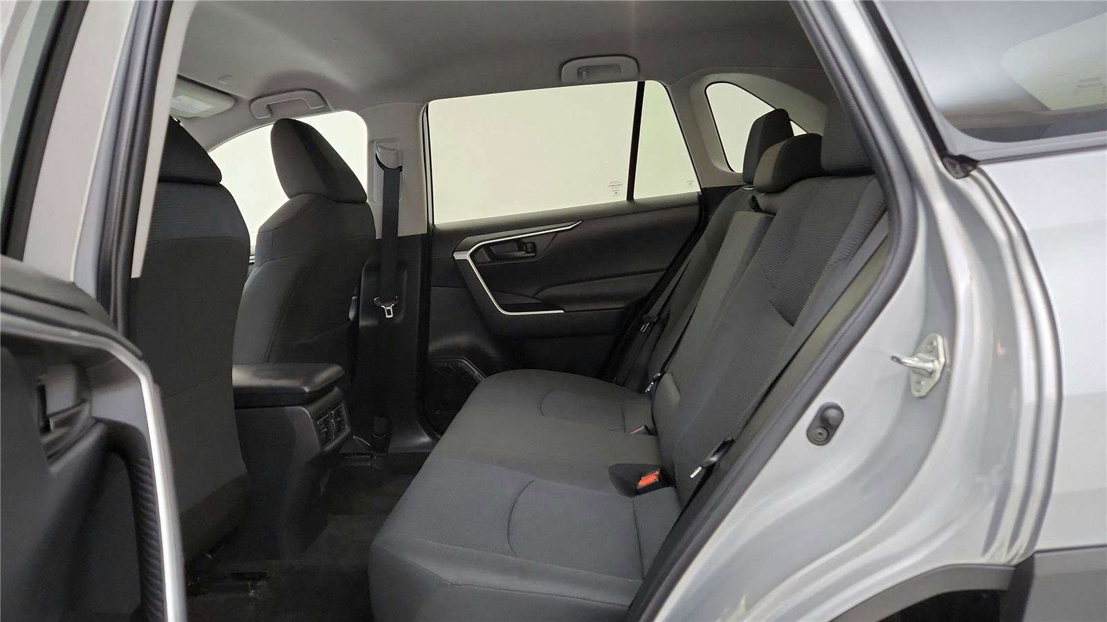 Certified 2023 Toyota RAV4 LE image 33