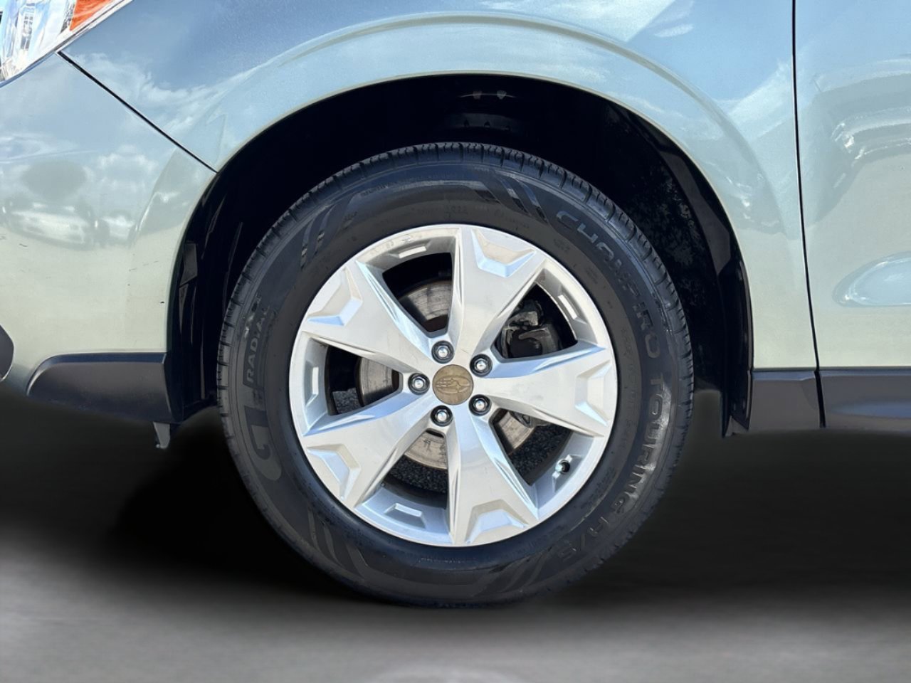 Used 2016 Subaru Forester 2.5i Premium AWD/4WD image 32