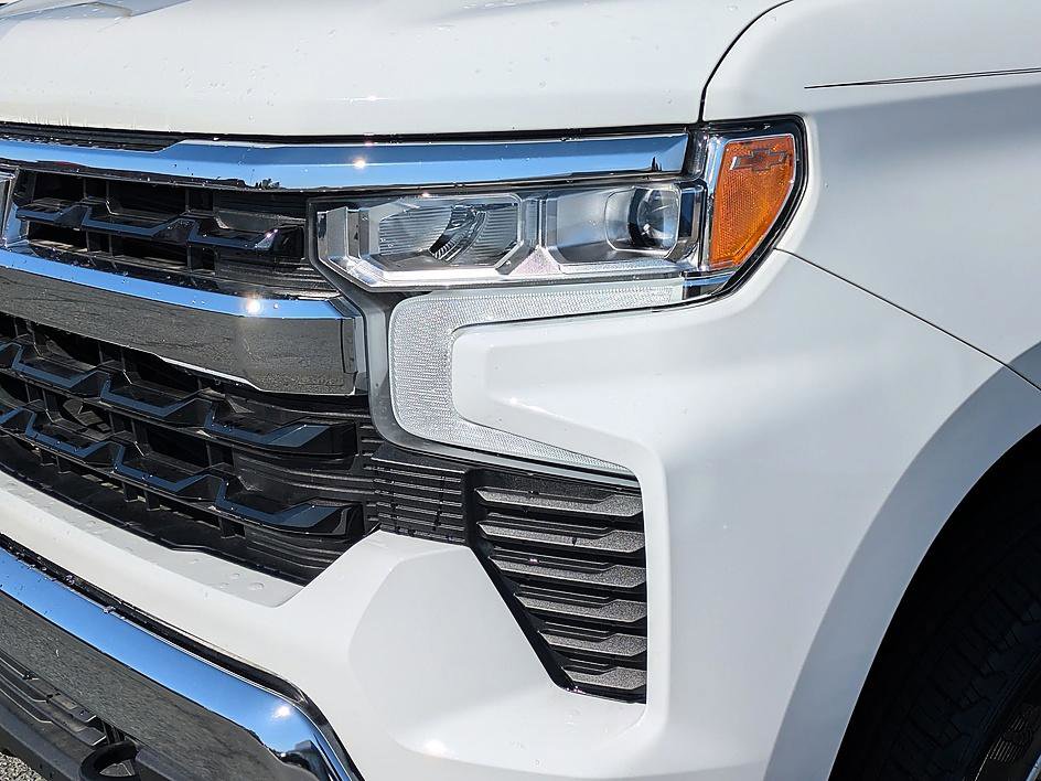 Used 2023 Chevrolet Silverado 1500 LT image 9