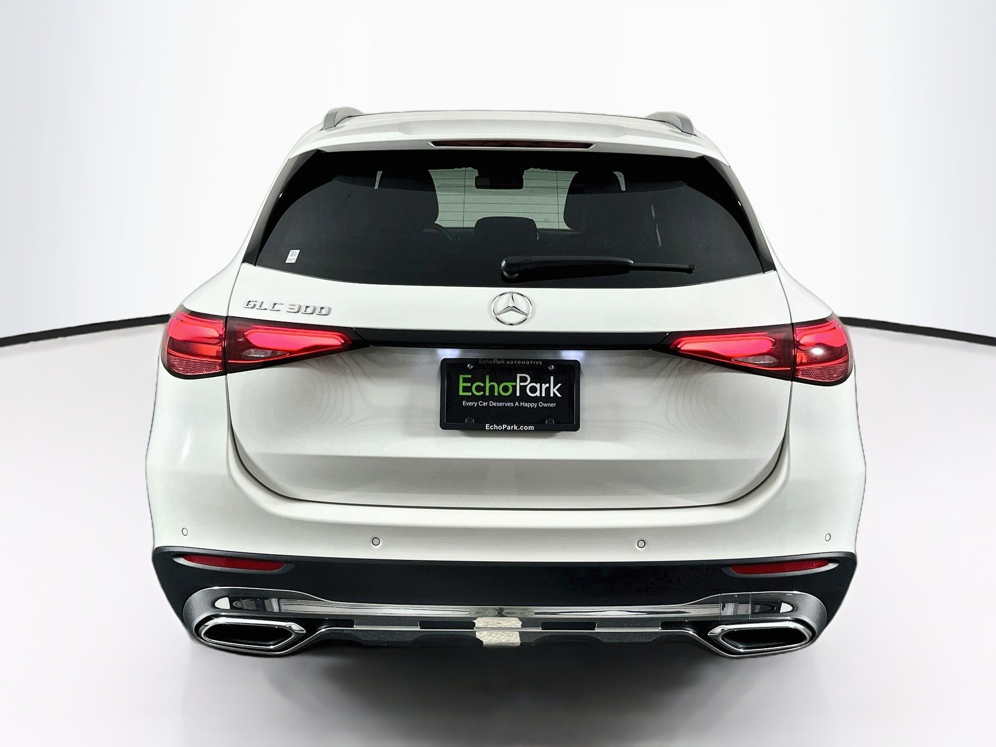 Used 2025 Mercedes-Benz GLC 300 image 7