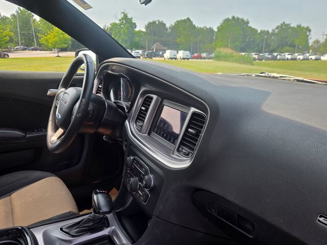 Used 2020 Dodge Charger SXT w/ Blacktop Package RWD image 30