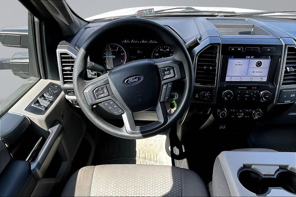 Used 2019 Ford F350 XLT w/ XLT Premium Package AWD/4WD image 13