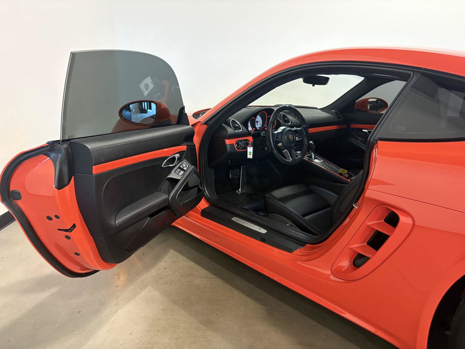 Used 2017 Porsche 718 Cayman S RWD image 11