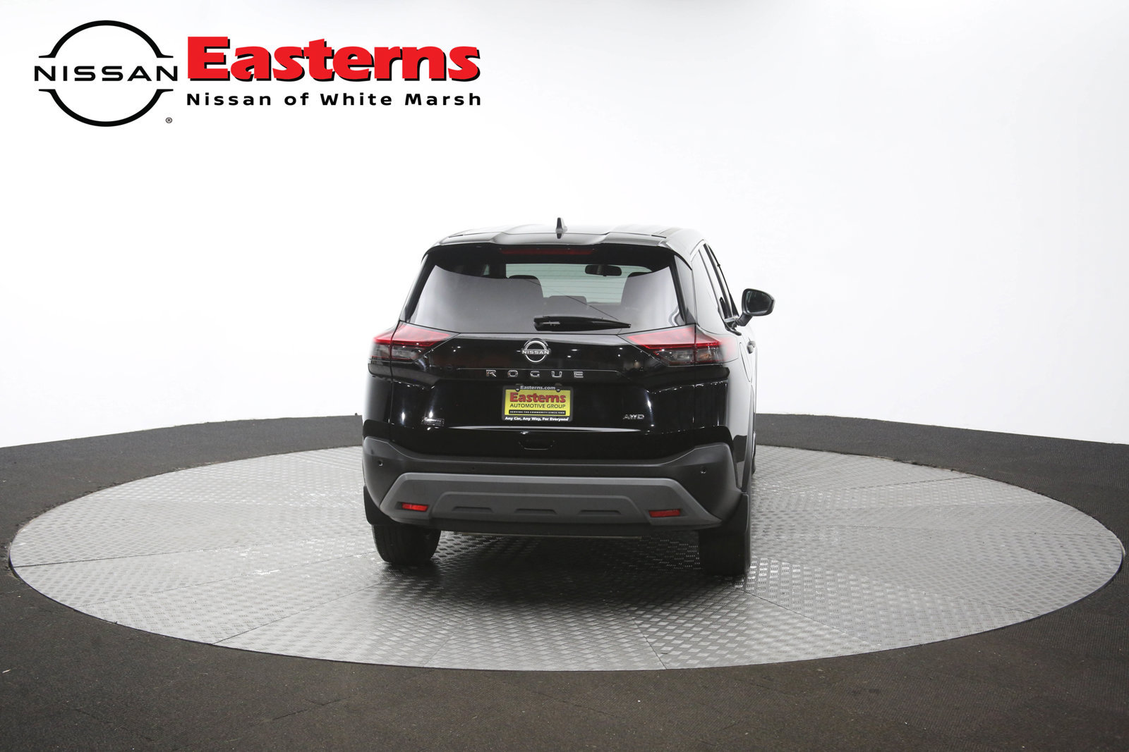 Used 2023 Nissan Rogue S AWD/4WD image 37