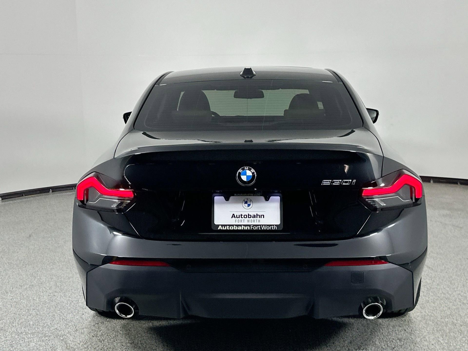 Used 2025 BMW 230i Coupe w/ Premium Package image 6